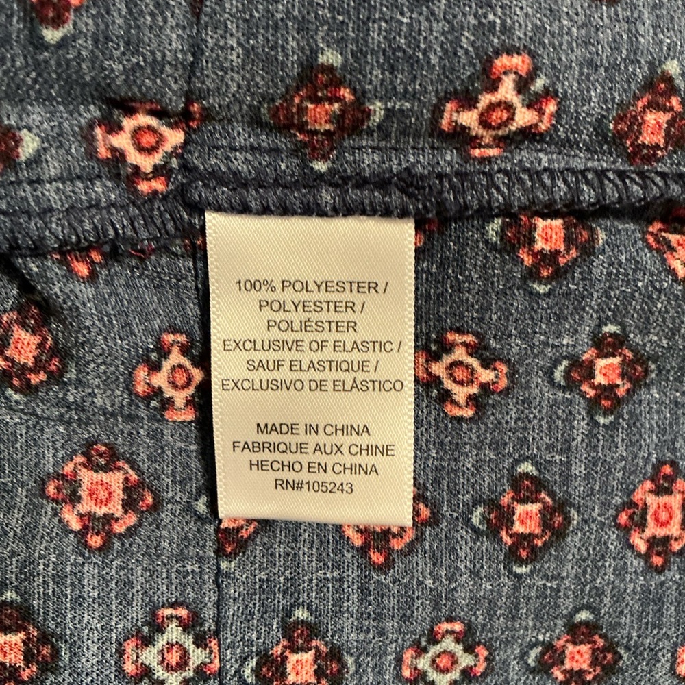 Floral Print Navy Tank Top - Picture 6 of 7